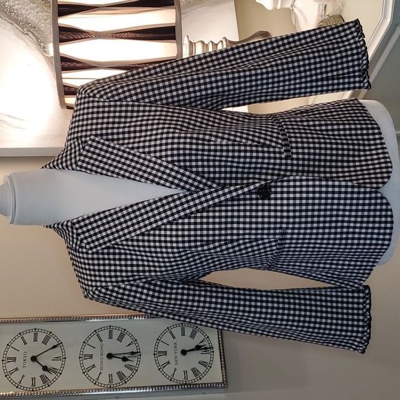 Ann Taylor ❤️NWT❤️ Size 8 Petite Black & White Check Blazer w/ Ruffled Wrists!❤️ - Picture 17 of 17